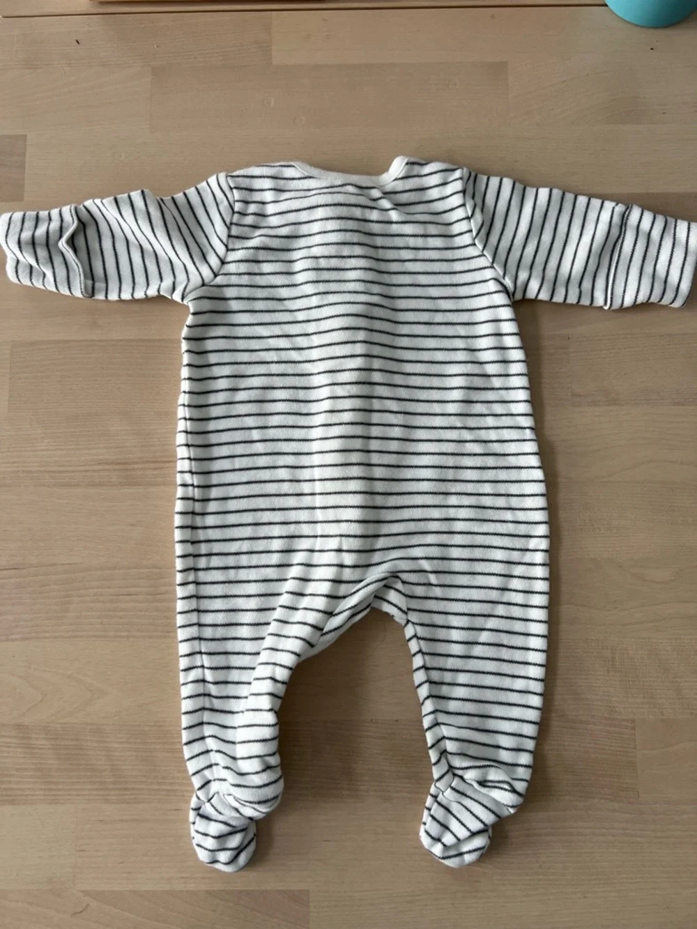 Mori Newborn Baby Onesie Organic Cotton Zipper Black and White Stripes